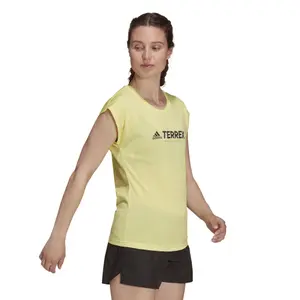 Camiseta de mujer adidas Terrex Primeblue Trail Functional Logo image-4