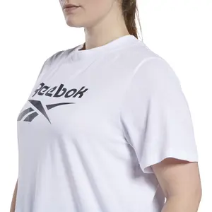 Camiseta de mujer de talla grande Reebok Identity image-4