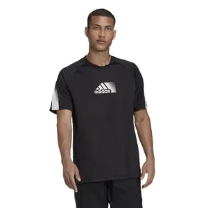 Camiseta adidas Aeroready Designed To Move Sport image-2