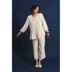 Bluse mit dekorativem Volant unten Damen Greenpoint image-4