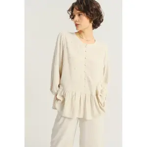 Bluse mit dekorativem Volant unten Damen Greenpoint image-6