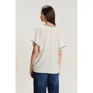 Blouse orné de broderies décoratives femme Greenpoint image-4