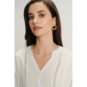 Loose-fitting blouse for women Greenpoint image-3