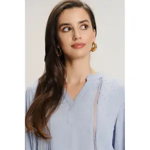 Loose-fitting blouse for women Greenpoint image-3