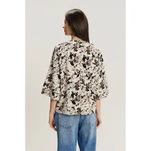 3/4 Sleeve Women's Sweatshirt Greenpoint image-2
