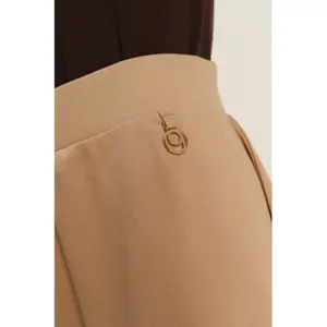 Women's flared skirt Greenpoint image-3