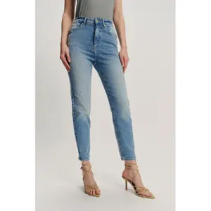 Women's skinny jeans Greenpoint image-0