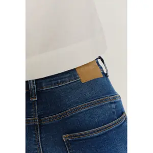 Women's Slim Denim Jeans Greenpoint image-3