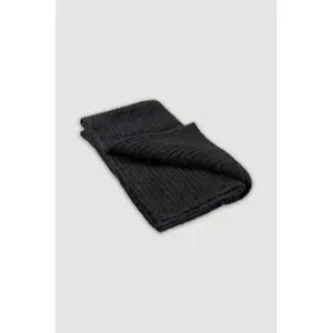Women’s knitted scarf Greenpoint image-1