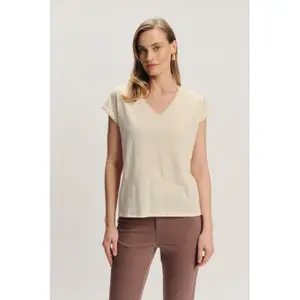 T-shirt col en V femme Greenpoint image-1