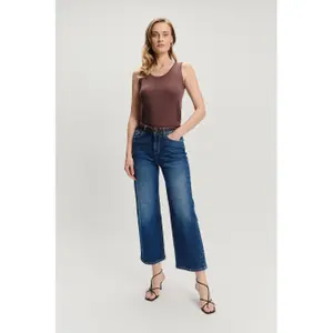 Women's Universal Tank Top Greenpoint image-2