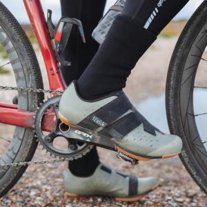 Lightweight and waterproof socks GripGrab image-1