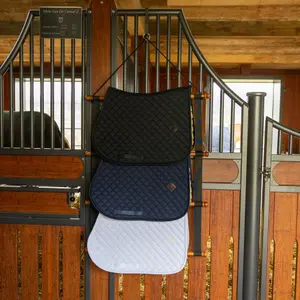 Riding saddle pad holder Grooming Deluxe Luxe image-2