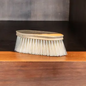 Ξύλινη βούρτσα για άλογα Grooming Deluxe Classic medium image-3