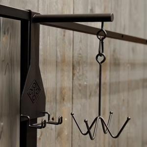 4-branch saddle rack Grooming Deluxe image-1