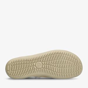 Derbie woman Groundies Cricket image-2