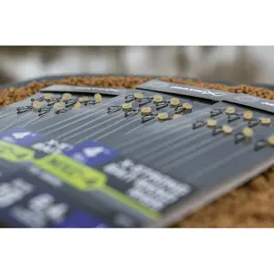 Líder sem Barbless Matrix MXC-4 X-strong Bait Band 10cm x8 image-5