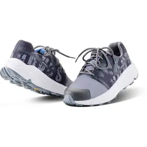 Walking shoes Grubs Boots Discover