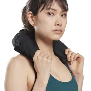 Chaqueta mujer Reebok escamotable image-5