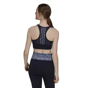 Topo da safra feminina adidas Aeroready image-2