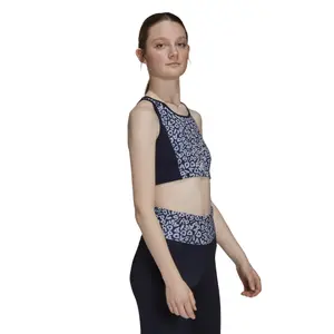 Topo da safra feminina adidas Aeroready image-3