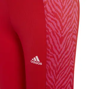 Chica de las piernas adidas Designed 2 Move Seasonal image-0