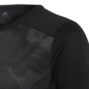 Camiseta de niño adidas Designed To Move Graphic image-6