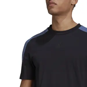T-shirt adidas Essentials image-4