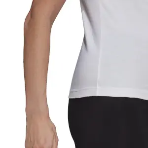 Camiseta de mujer adidas Badge of Sport image-2