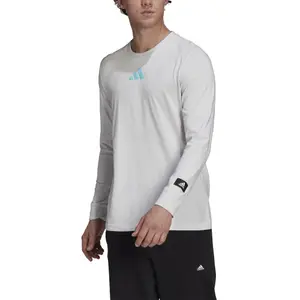 Camiseta adidas Graphic image-3