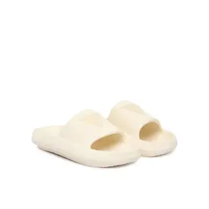 Klapki gumowe damskie Guess image-1