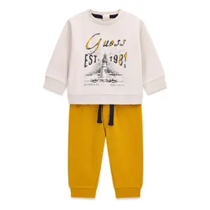 Baby boy t-shirt and pants set Guess image-0