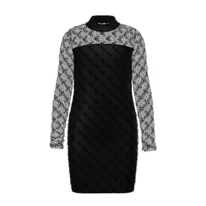 Girl's tight dress Guess image-1