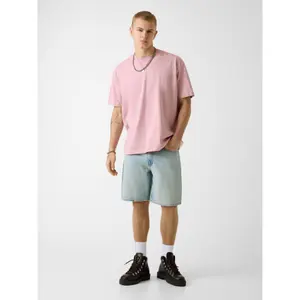 Camiseta oversize bordada Guess Logo image-2