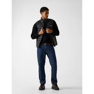 Sleeveless Puffer Jacket Guess image-2