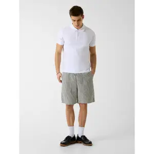 Short Guess Jogger image-1