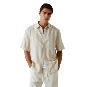 Camisa de manga curta Guess Jacquard image-1