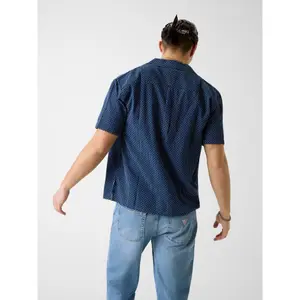 Shirt Guess Boxy Camp image-3