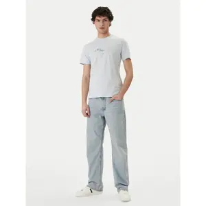 T-shirt Guess Triangle HD image-1