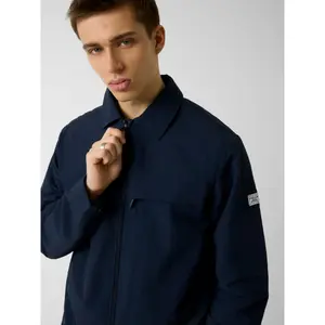 Windbreaker Guess Utility image-4