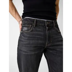 Straight Jeans Guess GJ G16 image-4