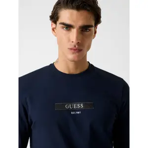 T-shirt with logo on the front Guess image-4