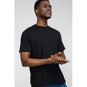 Camiseta Guess Arm Logo Script image-1