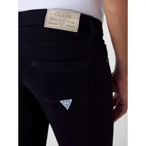 Röhrenjeans Guess Miami image-6