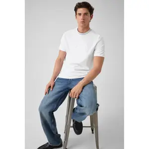 T-shirt Guess Circle Logo Embroidery image-2