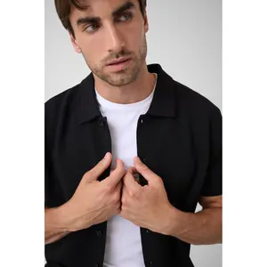 T-shirt Guess Arin image-4
