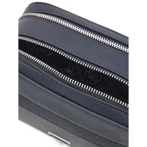 Trousse da bagno in milano Guess image-1