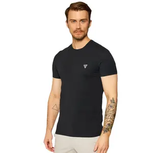 Camiseta Guess Triangle image-1