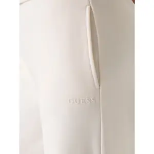 Women's joggers Guess Yayoi image-3