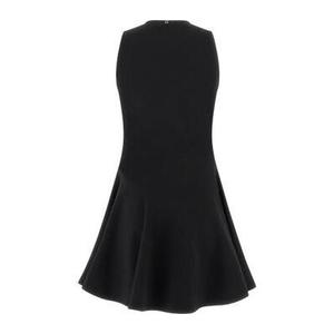 w5bk72-w7912-jblk-kjole-til-kvinder-guess-emy-jet-black-a996